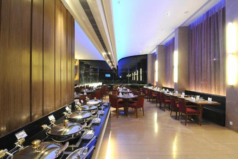 Fortune Select Sg Highway, Ahmedabad - Member Itc Hotels' Group Exterior photo